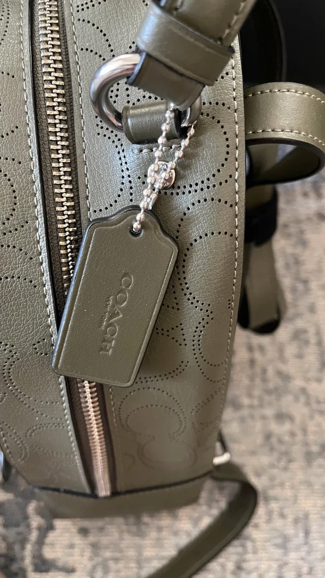 Coach Jordan Backpack image indicator(5)