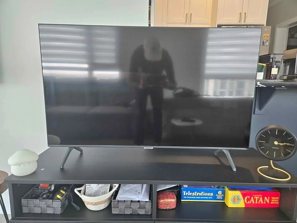 Samsung 43 inch Crystal UHD 4K TU7000 Smart TV