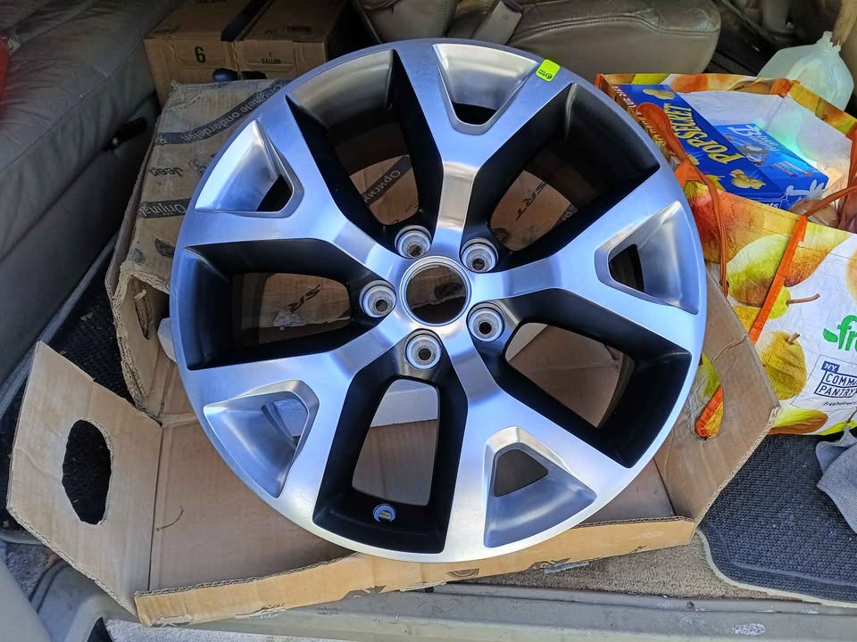 NEW OEM Mopar 17"x7.5" Wheel Rim Jeep Cherokee 14-18 - photo 4
