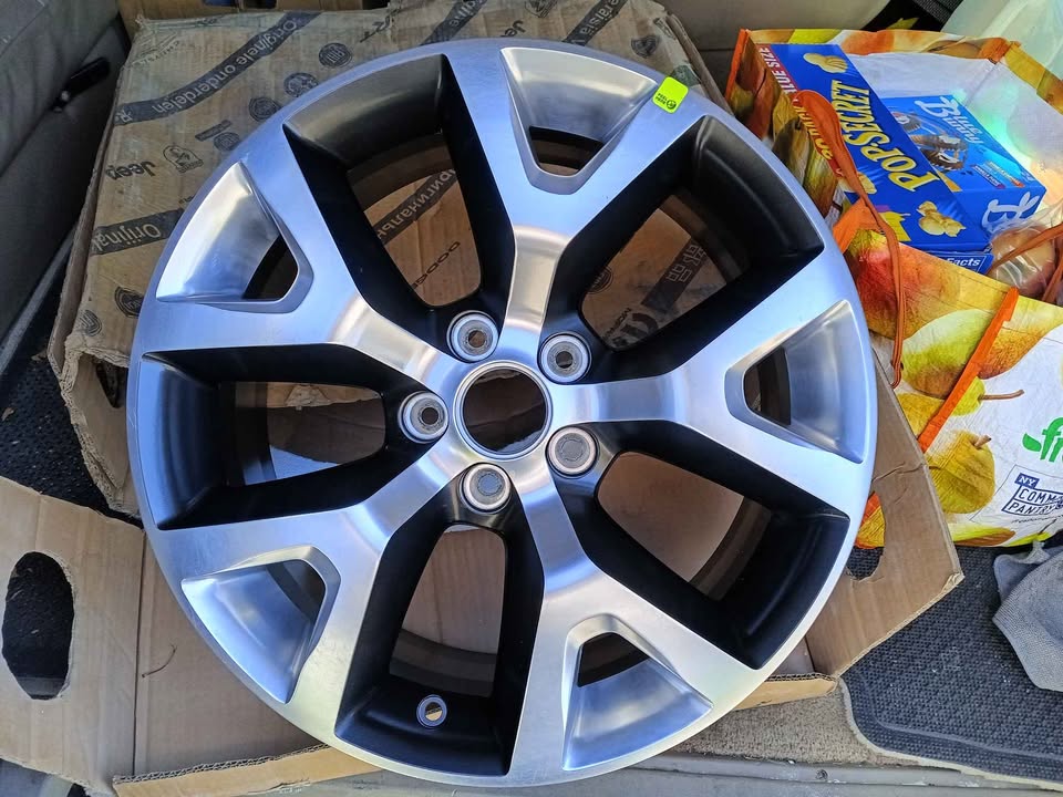 NEW OEM Mopar 17"x7.5" Wheel Rim Jeep Cherokee 14-18 - photo 5