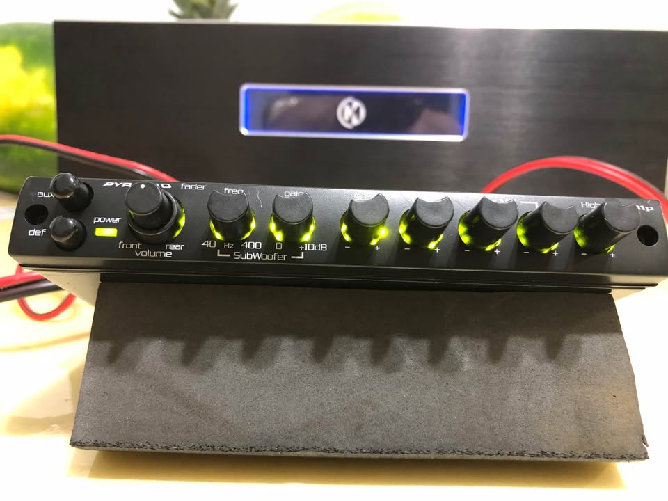 OLD SCHOOL Car Audio Equalizer - photo 2