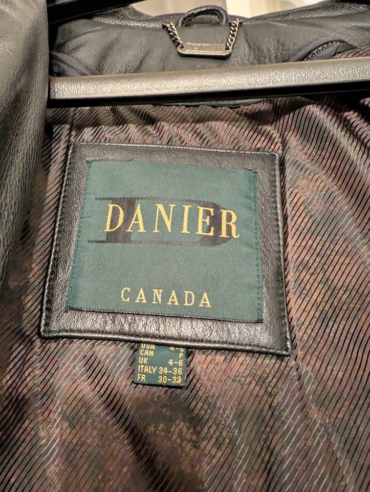 Danier Leather Coat - Women's Petite (US 4-6)