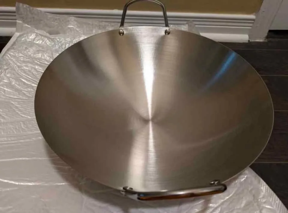 Brand new stainless steel Large capacity 15inch wok image indicator(4)