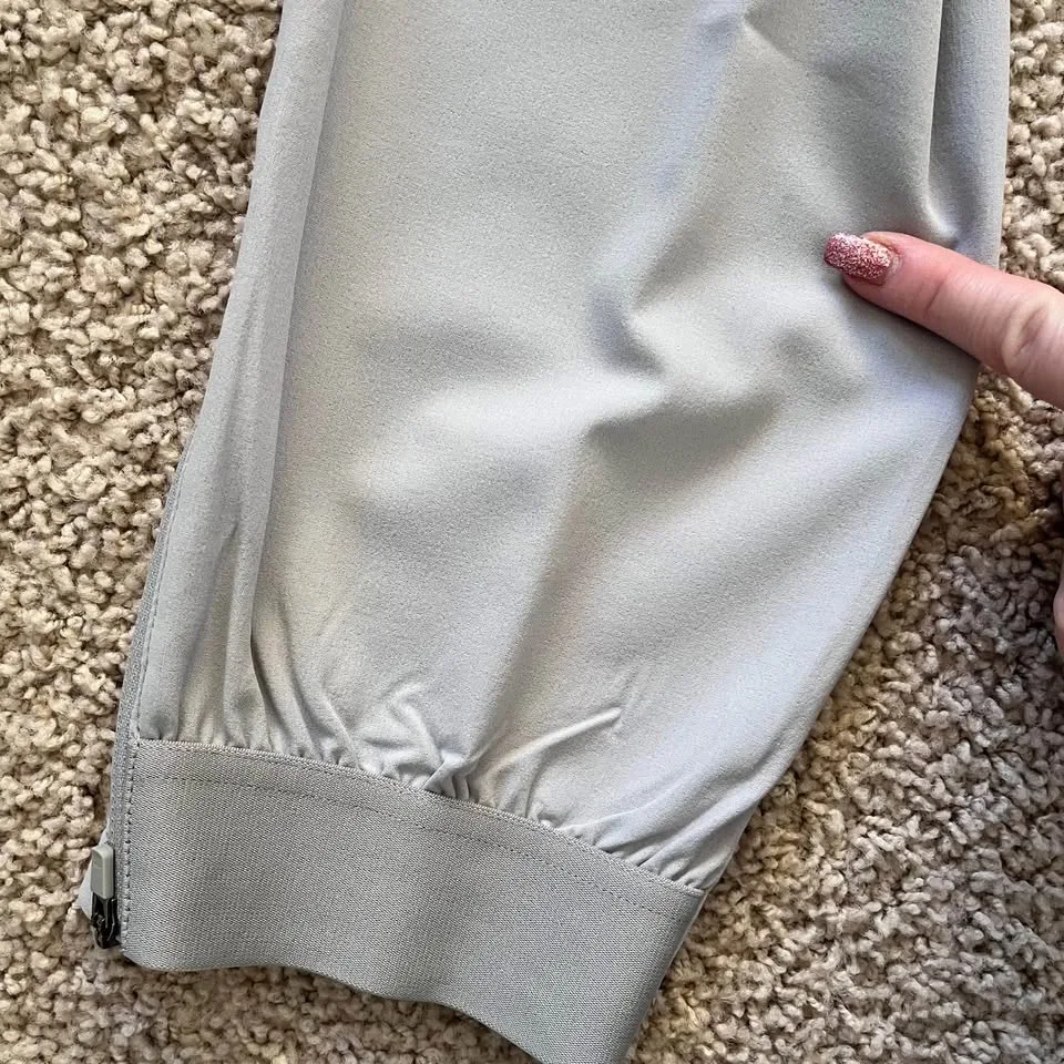 Macade Men’s Size 34 Slim Fit Light Grey Golf Pants image indicator(6)