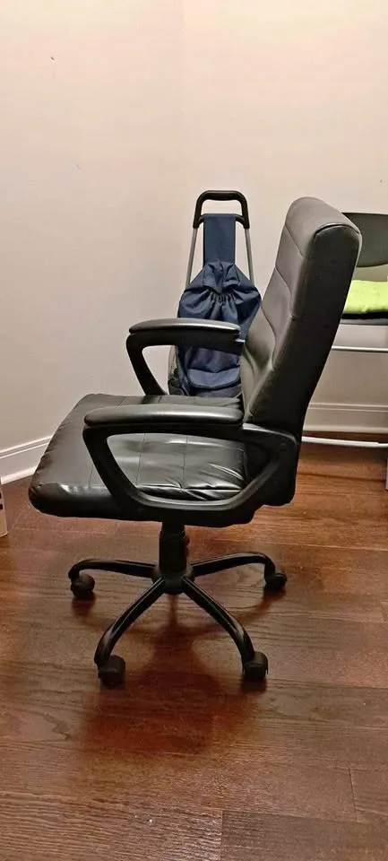 Mainstay Office chair