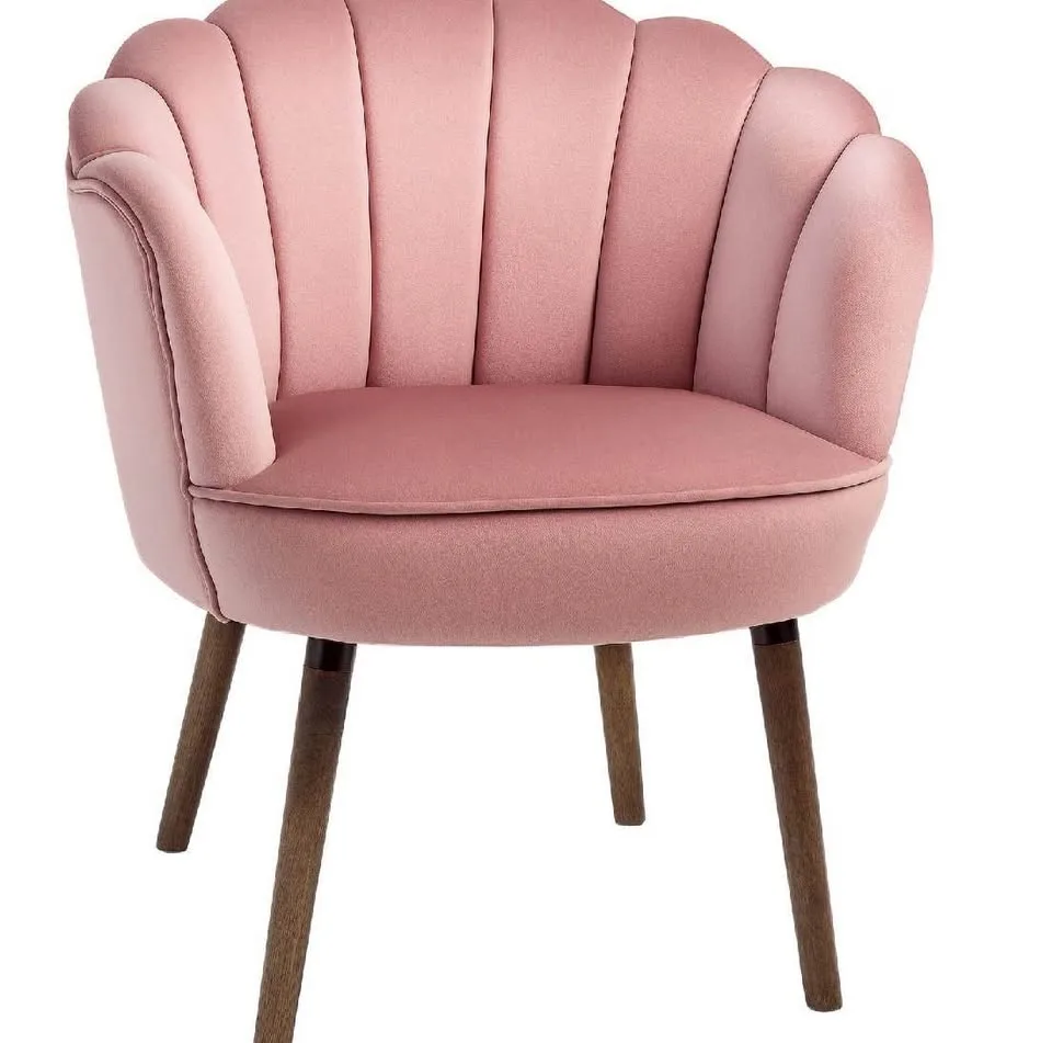 New Lotus-Back Accent Chair – Velvet Touch & Vintage Charm image indicator(2)