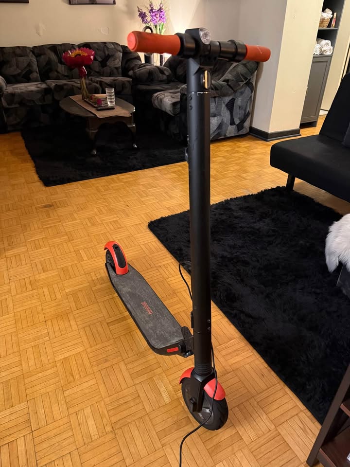 Ninebot Scooter - photo 2