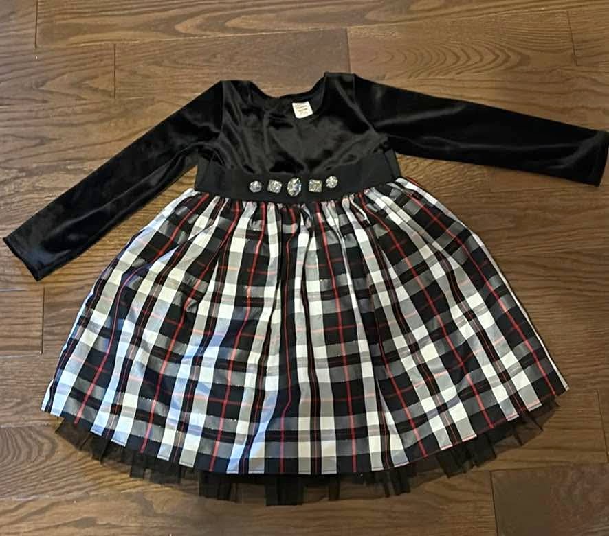Adorable Marc & Maddie Girls Dress 18/24 months