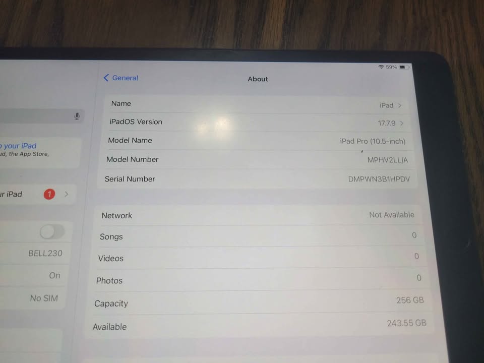 Ipad pro 1st gen 10.5 inches - photo 3