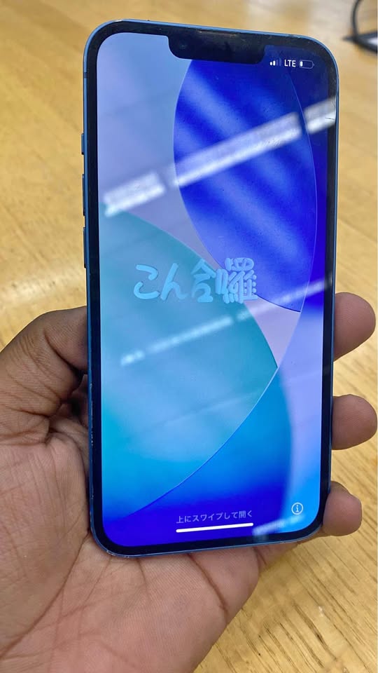 iPhone 13 128GB blue