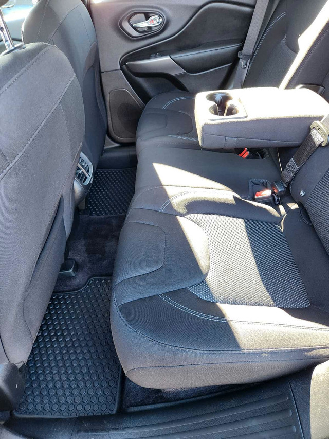 2019 JEEP CHEROKEE SPORT 4X4 with winter tyres - photo 5