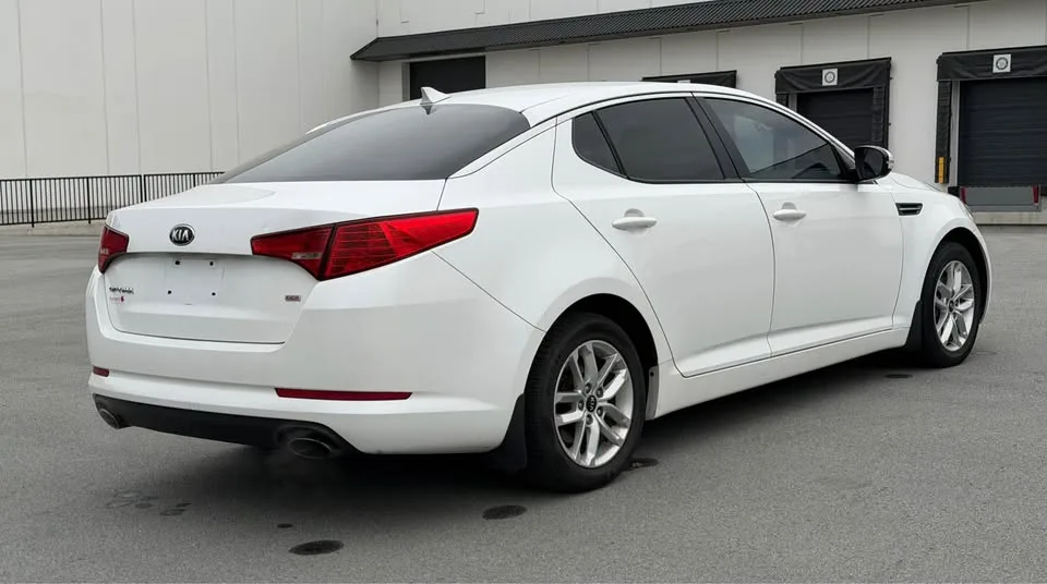 2013 Kia Optima image indicator(7)