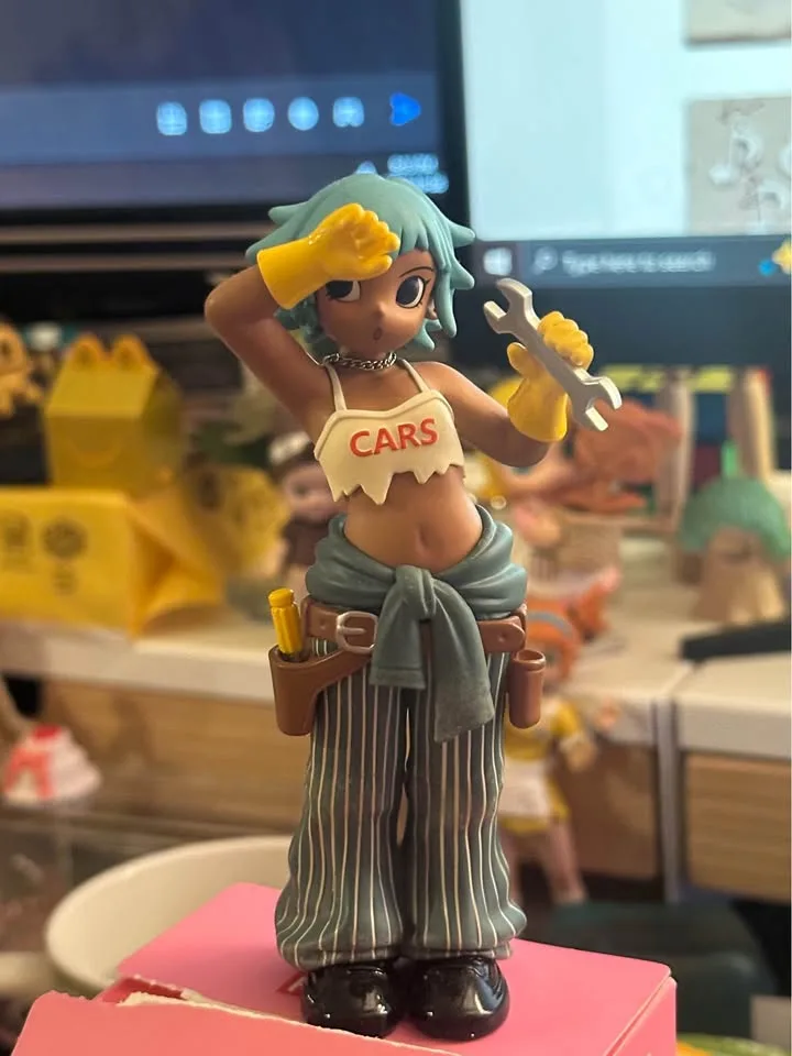 TRADE: Peach Riot Rush Hour Figure - Frankie Autoshop image indicator(4)