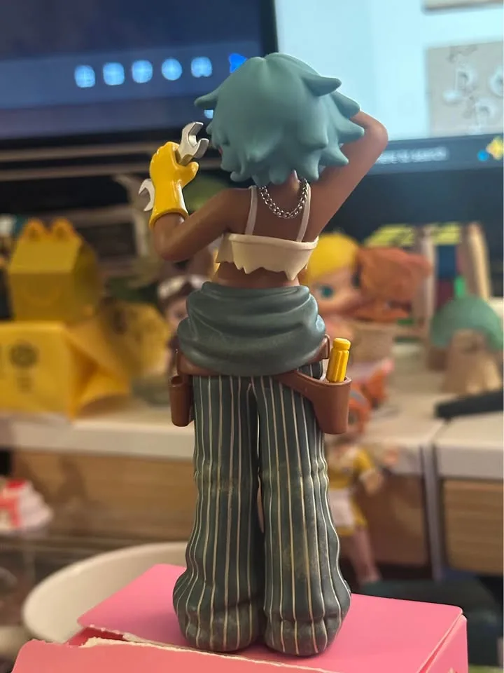 TRADE: Peach Riot Rush Hour Figure - Frankie Autoshop image indicator(5)