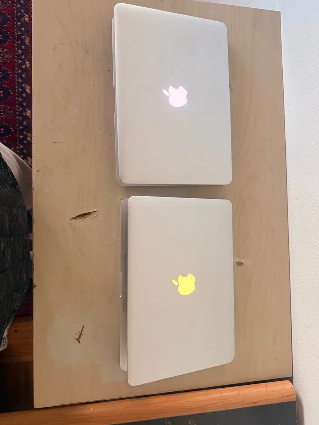 MacBook as is image indicator(3)