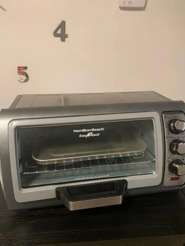 Hamilton Beach Toaster Oven thumbnail