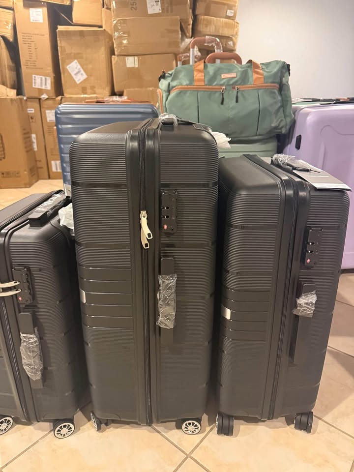 3 pc Luggage Set - photo 4