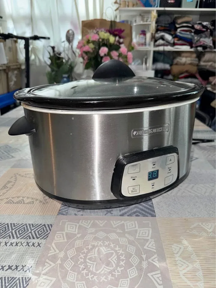 Black & Decker Slow Cooker thumbnail