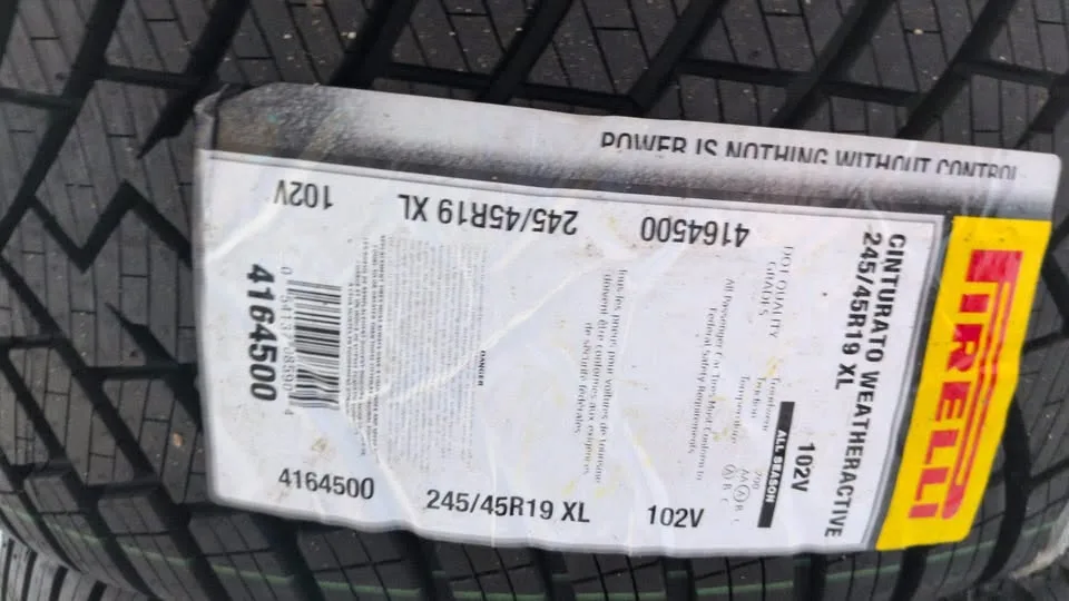 Pirelli Cinturato Weatheractive all-weather tires (set of 4) image indicator(2)