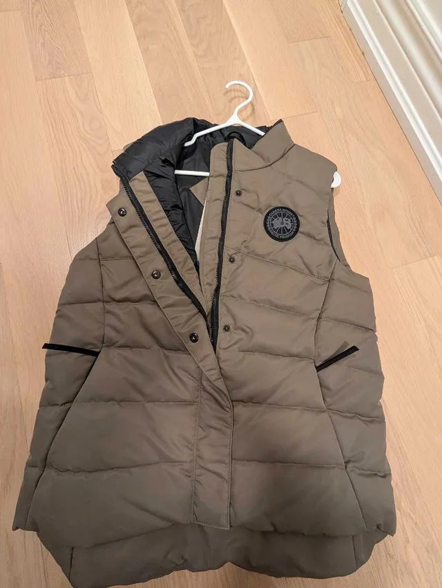 Canada Goose Freestyle Vest (Quicksand) size M image indicator(4)