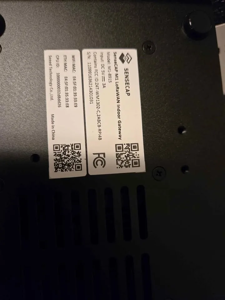 Helium SenseCAP M1 Indoor Hotspot Miner - LoRaWAN (US915) image indicator(2)