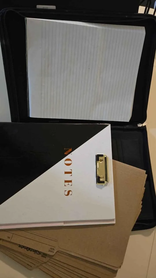 Miscellaneous Office Notebooks Folders image indicator(3)