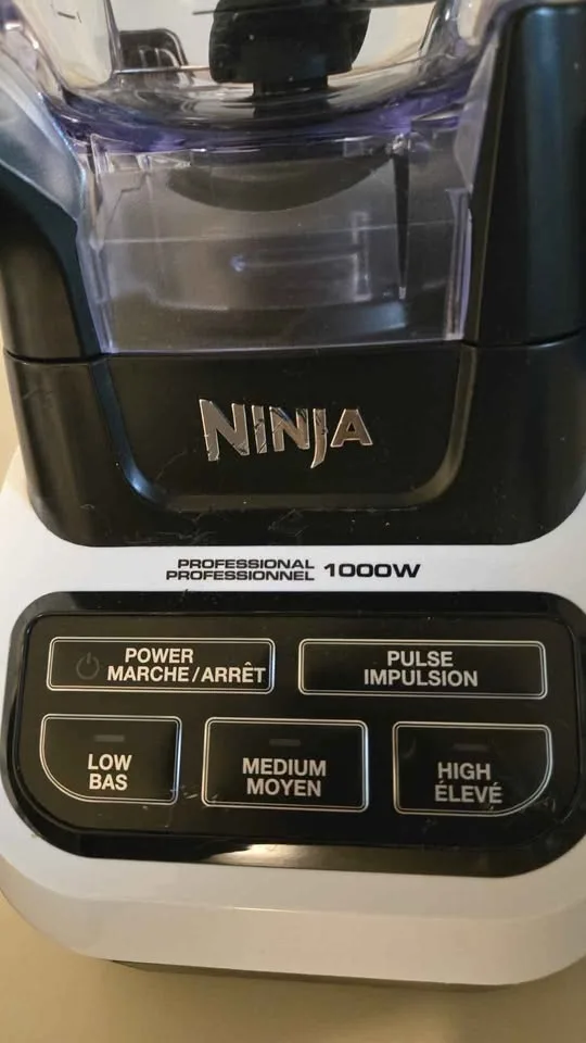 Ninja Professional Blender 1000 (BL610C) image indicator(2)