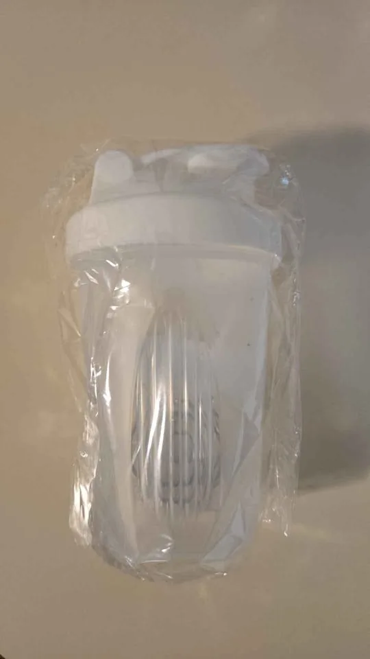 Protein Shaker Bottle / Water Bottle image indicator(2)