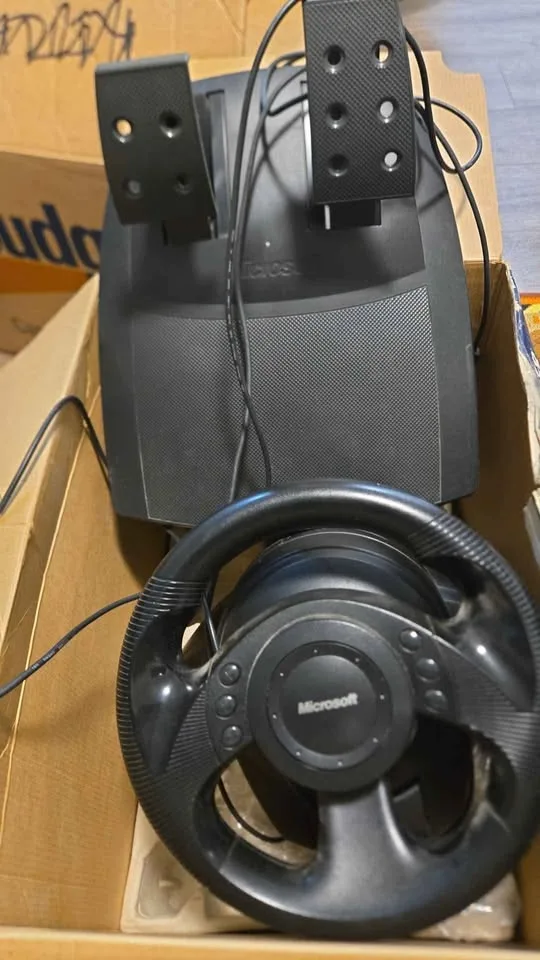 Racing Wheel - Microsoft SideWinder Precision image indicator(2)