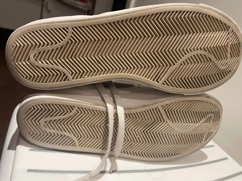 Nike Wmns Blazer Mid '77 'Python Heel woman size 7 image indicator(4)