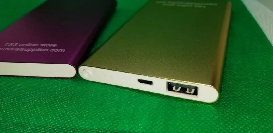 Ultraslim 8800mAh Portable Powerbank image indicator(4)