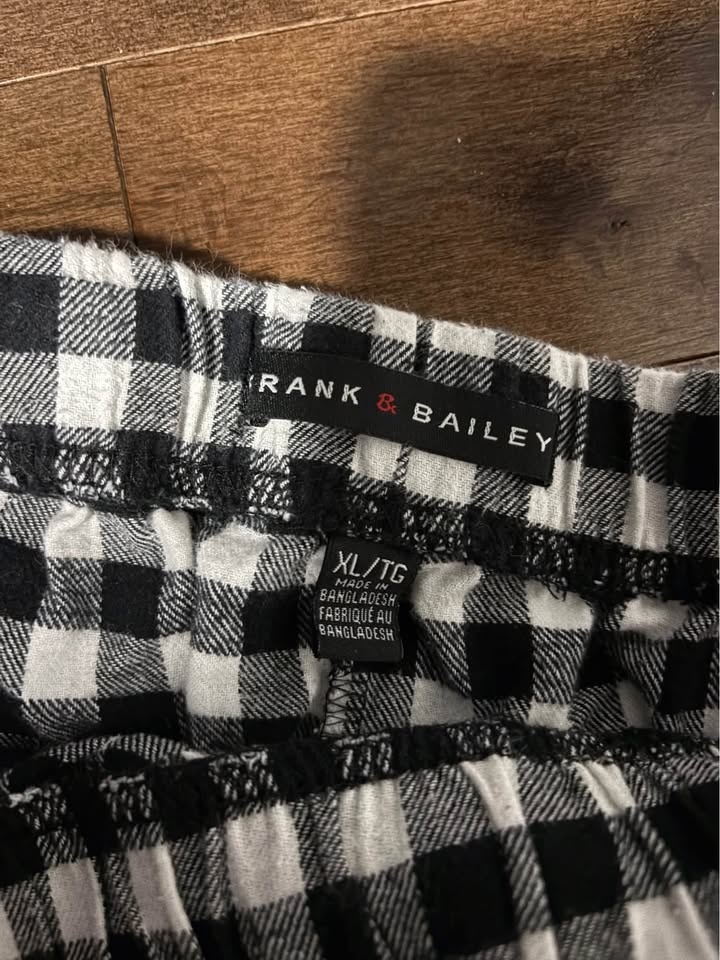 Black and White Plaid Pyjama Pants - photo 2