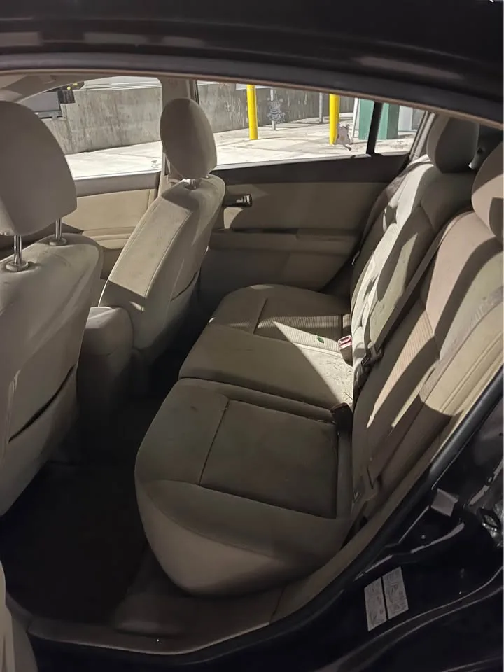 2010 Nissan Sentra Needs Transmission Repair image indicator(10)