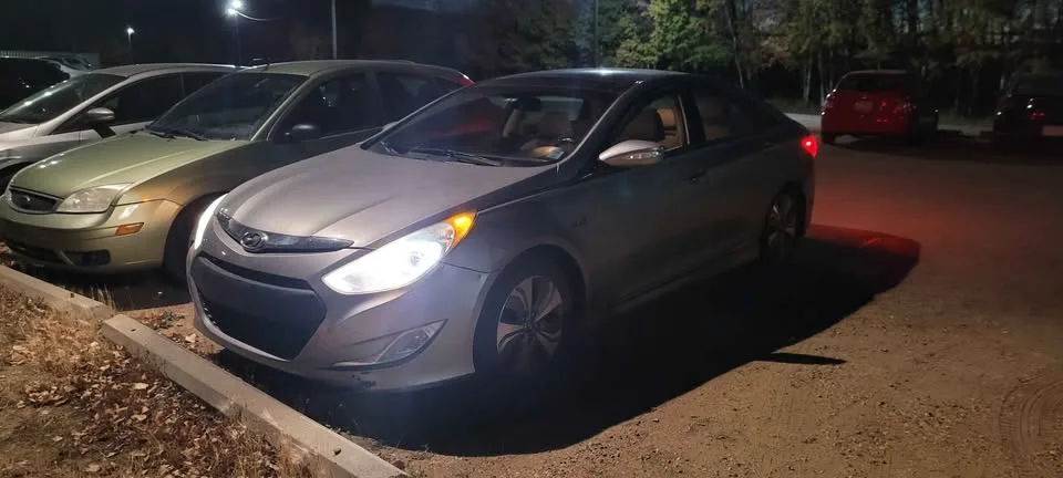 2013 Hyundai Sonata Hybrid image indicator(2)