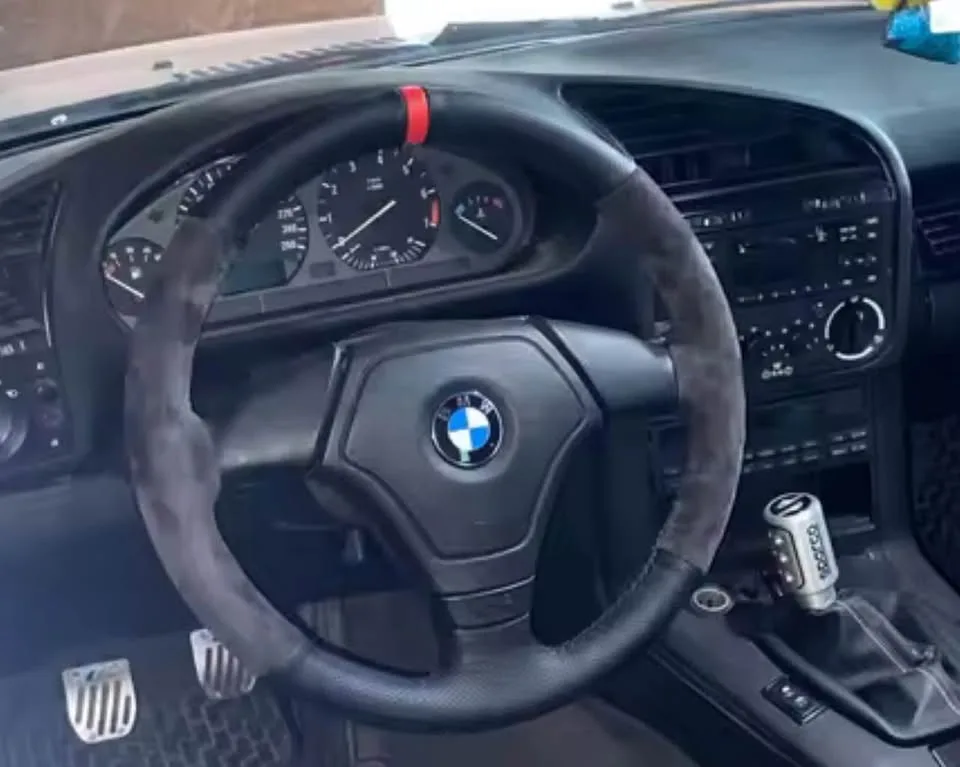 Steering Wheel Cover Leather and Alcantara image indicator(2)