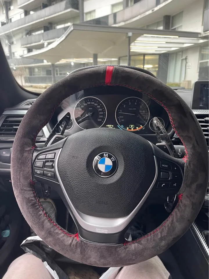 Alcantara steering wheel wrap hand stitching image indicator(3)