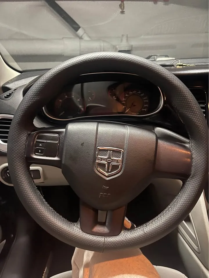 Genuine Leather Car Steering Wheel Cover with Needles image indicator(2)