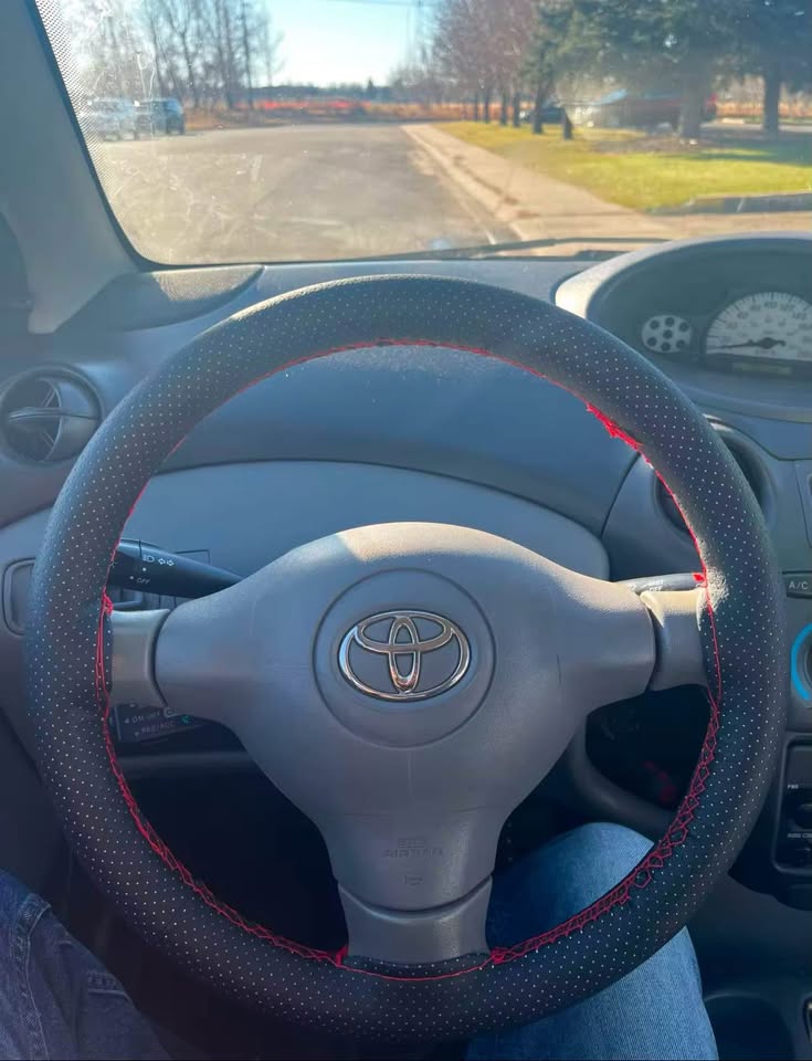 Genuine Leather Car Steering Wheel Cover with Needles - photo 4