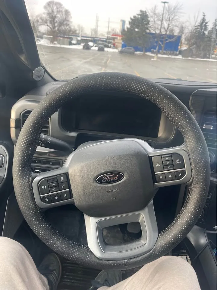 Genuine Leather Car Steering Wheel Cover with Needles image indicator(5)