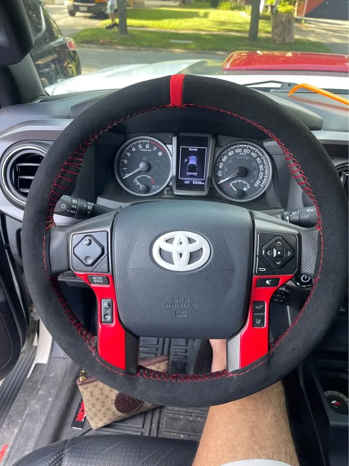 Genuine Leather Car Steering Wheel Cover with Needles image indicator(10)