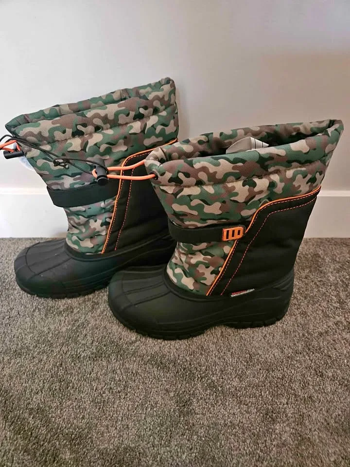 Winter boots boy and girl