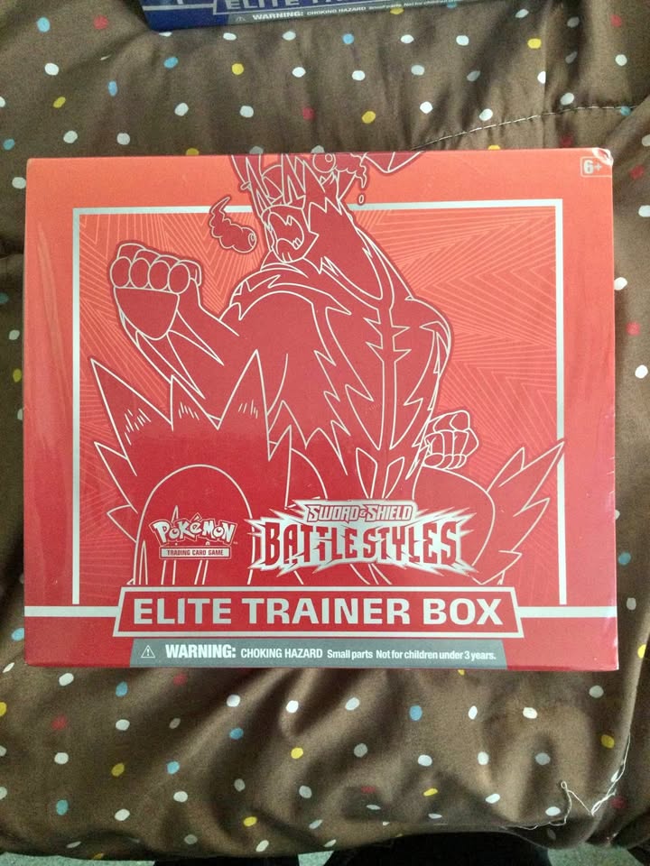 Pokemon ETB Battle Styles Factory Sealed 100$