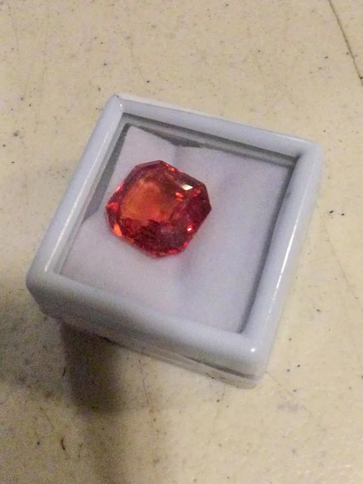 Orange Sapphire, 9.6 Carat, 11.8mm x 11.8mm x 6.9mm thumbnail