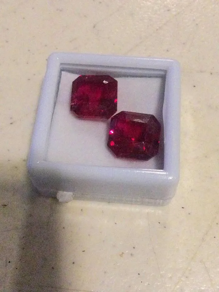 Ruby 8.5 Carats, Square Cut, Naturally Mined, Certified thumbnail