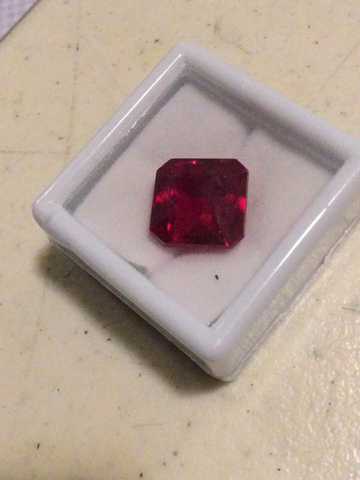 Ruby, Square Cut, 9.80 Carats