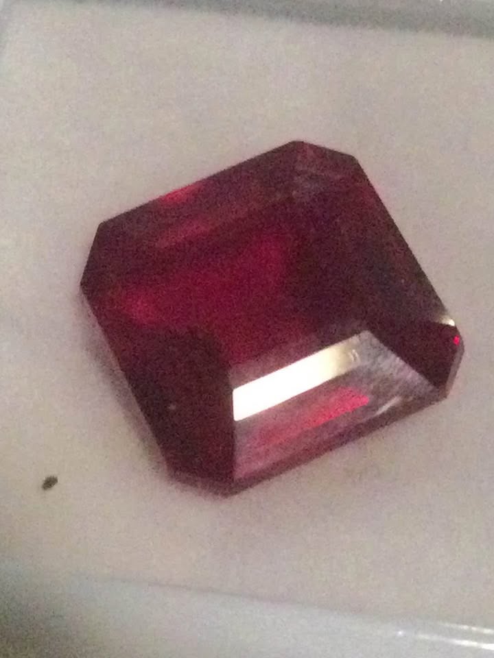 Ruby, Square Cut, 9.80 Carats - photo 3