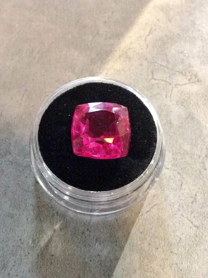 Pink Spinel 11 Carat (Approx) 12 x 11 x 7 mm thumbnail