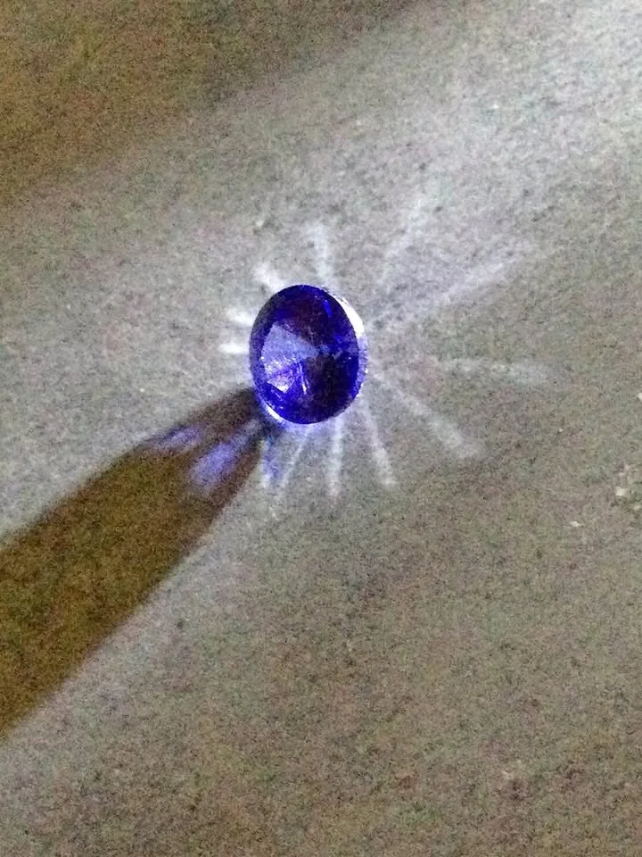 Blue Sapphire, 1 Carat, Round Cut, Naturally Mined, Not Enhanced thumbnail