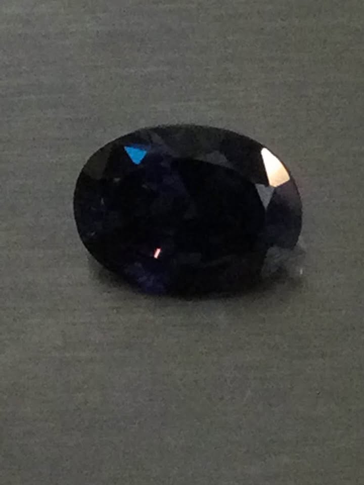 Blue Sapphire, Oval Cut, 1.965 Carats, Naturally Mined - photo 3