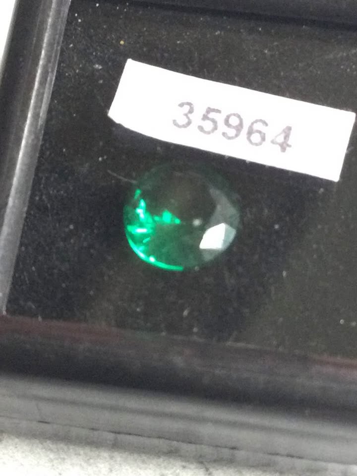 Emerald, 6.85 mm Round Cut, Naturally Mined, Certified - photo 3